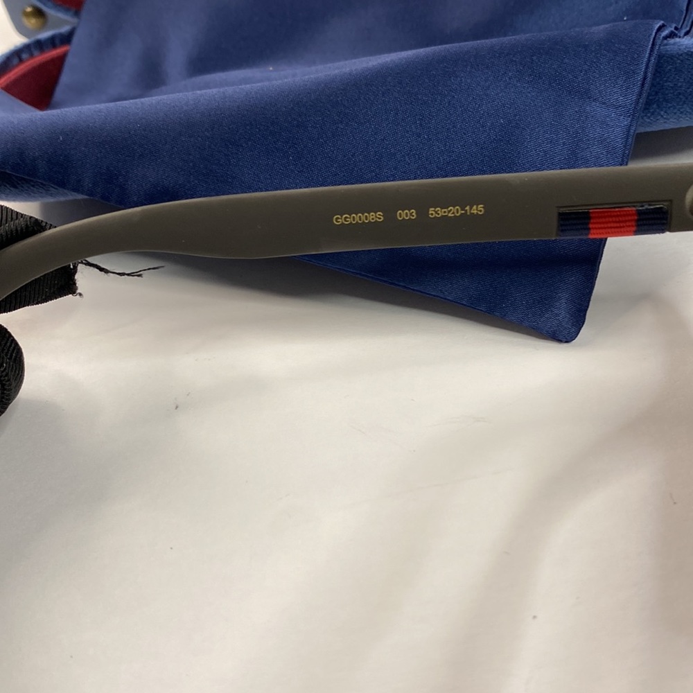 💯 - Authentic- New - Gucci Black GG0008S Square Sunglasses - Picture 16 of 17